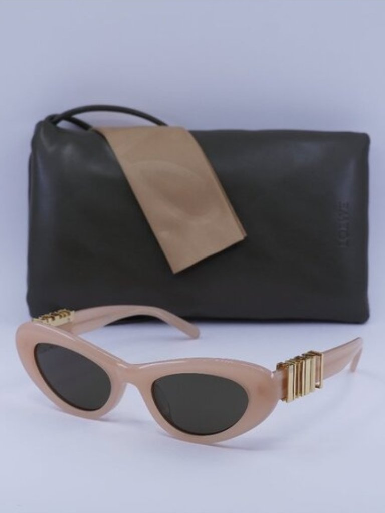 Loewe Lw40156u 72e Cat Eye Sunglasses Pink\Brown